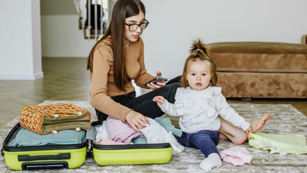 5 Nutrition Tips for Winter Travel with Kids